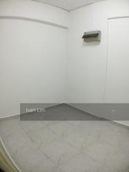 Tampines Court (Enbloc) (D18), Condominium #148410362